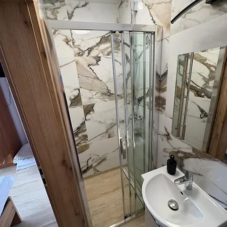 Apartament Mis *